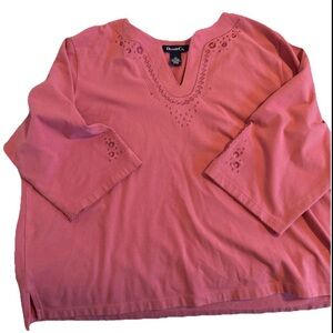 Denim & Co. 3/4 sleeve V-neck top features embroidered  neckline Size 2X